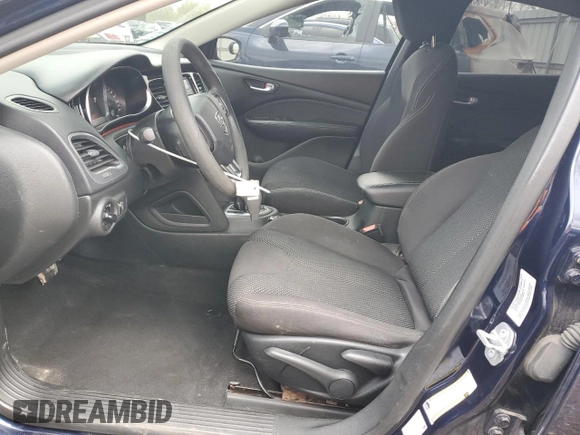 2015 Dodge Dart SXT z VIN 1C3CDFBB4FD211579, wystawiony jako Copart lot #55337945 z przebiegiem 127 311 mil mil oraz Szkody całkowita. Historia ofert i sprzedaży dostępna na DreamBid. Obrazek 7.