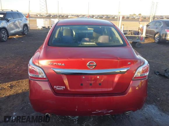 2015 Nissan Altima 2.5 S with VIN 1N4AL3AP6FC246394, listed as a IAAI auction lot 41052317 with 195,388 mi miles. Bid and sale history available at carsss.com. Image 16.