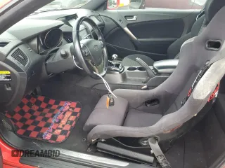 2013 Hyundai Genesis Coupe Premium z VIN KMHHT6KD3DU086928, wystawiony jako Copart lot #55731185 z przebiegiem 101 092 mil mil oraz Szkody całkowita. Historia ofert i sprzedaży dostępna na DreamBid. Obrazek 7.