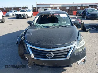 2015 Nissan Altima SL with VIN 1N4BL3AP1FC176811, listed as a IAAI auction lot 40246406 with 146,889 mi miles and . Bid and sale history available at carsss.com. Image 13.