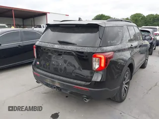 2023 Ford Explorer ST-Line z VIN 1FMSK7KH4PGA88739, wystawiony jako IAAI lot #42032609 z przebiegiem 41 818 mil mil oraz . Historia ofert i sprzedaży dostępna na DreamBid. Obrazek 4.
