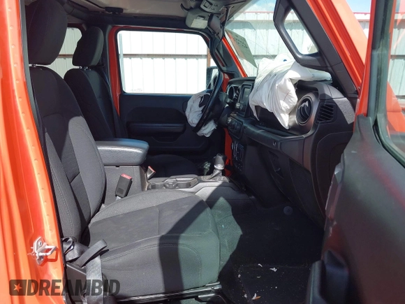 2020 Jeep Gladiator Sport S с VIN 1C6HJTAG1LL154854, выставлен на аукционе IAAI как лот 42272169 с пробегом 66 909 миль миль и . История ставок и продаж доступна на DreamBid. Изображение 5.