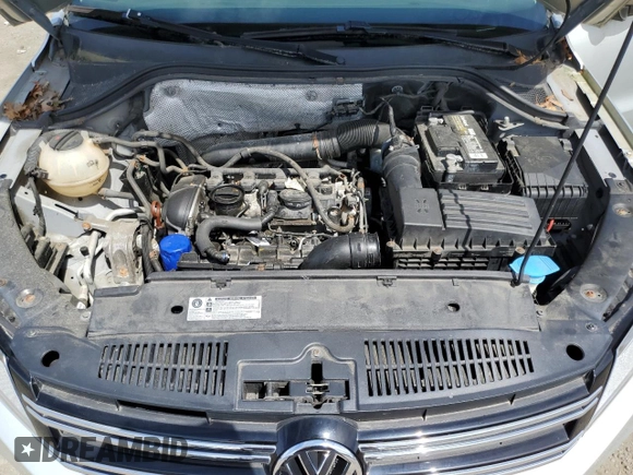 2012 Volkswagen Tiguan S with VIN WVGBV7AX6CW599465, listed as a Copart auction lot 54401705 with 107,434 mi miles and Clean Title. Bid and sale history available at DreamBid. Image 12.
