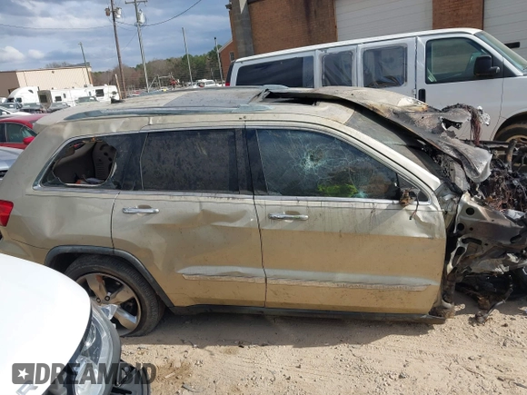 2011 Jeep Grand Cherokee Overland with VIN 1J4RS6GG8BC601398, listed as a IAAI auction lot 41720426 with Not Provided miles and . Bid and sale history available at DreamBid. Image 14.
