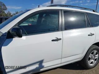 2008 Toyota RAV4 with VIN JTMZD35V985112599, listed as a IAAI auction lot 40728332 with 146,552 mi miles. Bid and sale history available at carsss.com. Image 15.