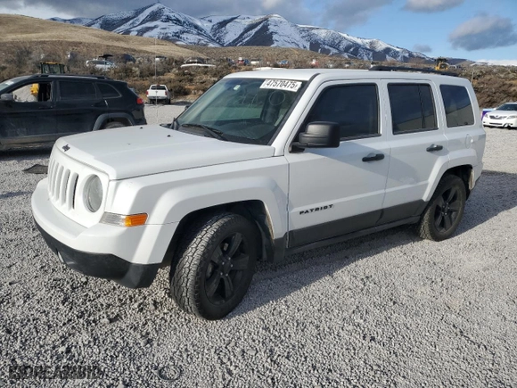 2015 Jeep Patriot Altitude Edition with VIN 1C4NJPBA3FD263909, listed as a Copart auction lot 47570475 with 123,852 mi miles and Salvage Title. Bid and sale history available at carsss.com. Image 1.