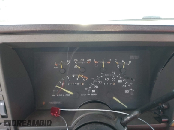 1992 GMC Sierra 1500 with VIN 1GTEK14K6NZ537976, listed as a IAAI auction lot 42036294 with 213,133 mi miles and . Bid and sale history available at DreamBid. Image 7.