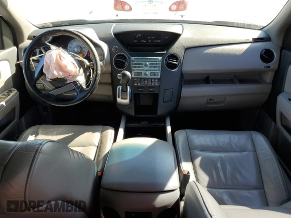 2011 Honda Pilot EX-L with VIN 5FNYF3H67BB030564, listed as a Copart auction lot 46863995 with 204,027 mi miles and Salvage Title. Bid and sale history available at carsss.com. Image 8.