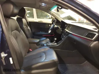 2019 Kia Optima EX with VIN 5XXGU4L18KG331120, listed as a IAAI auction lot 41711126 with 82,289 mi miles. Bid and sale history available at carsss.com. Image 5.