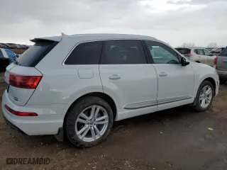 2017 Audi Q7 Prestige with VIN WA1WAAF70HD000614, listed as a Copart auction lot 88768895 with 132,708 mi miles and Salvage Title. Bid and sale history available at carsss.com. Image 3.