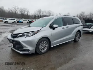 2024 Toyota Sienna LE z VIN 5TDKSKFC6RS125286, wystawiony jako Copart lot #51296895 z przebiegiem 6 292 mil mil oraz Szkoda całkowita • Salvage title. Historia ofert i sprzedaży dostępna na DreamBid. Obrazek 1.