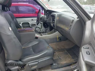 2001 Ford Explorer Sport с VIN 1FMYU60E51UC68151, выставлен на аукционе IAAI как лот 42293420 с пробегом 259 941 миль миль и . История ставок и продаж доступна на DreamBid. Изображение 5.
