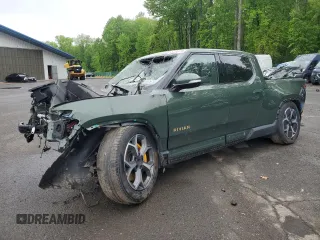 2023 Rivian R1T Adventure z VIN 7FCTGAAA5PN019737, wystawiony jako Copart lot #57290475 z przebiegiem Nie podano mil oraz Nie do naprawy. Historia ofert i sprzedaży dostępna na DreamBid. Obrazek 1.