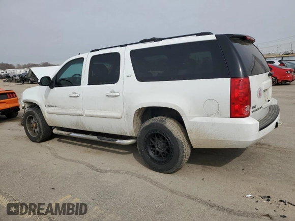 2008 GMC Yukon XL SLT 4SB z VIN 1GKFK163X8J136626, wystawiony jako Copart lot #47991995 z przebiegiem 207 902 mil mil oraz Szkoda całkowita • Salvage title. Historia ofert i sprzedaży dostępna na DreamBid. Obrazek 2.