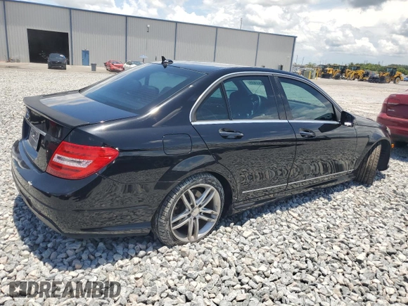 2014 Mercedes-Benz C 250 Sport with VIN WDDGF4HB8ER304938, listed as a Copart auction lot 62833835 with 151,199 mi miles and Salvage title. Bid and sale history available at DreamBid. Image 3.