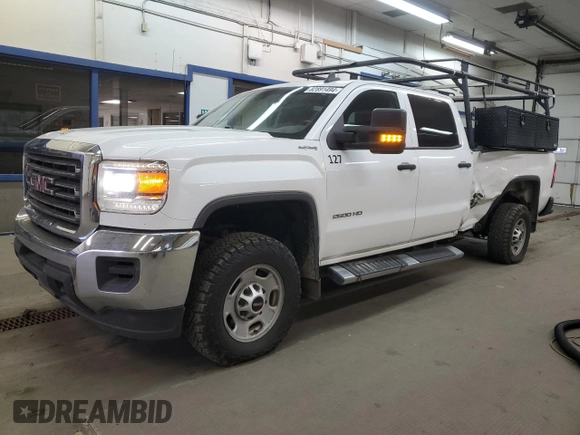 2018 GMC Sierra 2500HD z VIN 1GT12REG7JF264498, wystawiony jako Copart lot #82891494 z przebiegiem 206 152 mil mil oraz Szkoda całkowita • Salvage title. Historia ofert i sprzedaży dostępna na DreamBid. Obrazek 1.
