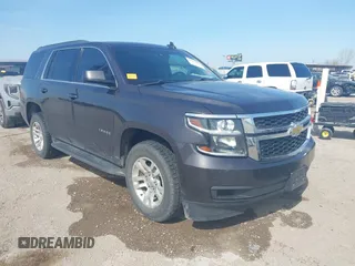2017 Chevrolet Tahoe LT z VIN 1GNSKBKC1HR200633, wystawiony jako IAAI lot #41864092 z przebiegiem 193 964 mil mil oraz . Historia ofert i sprzedaży dostępna na DreamBid. Obrazek 1.