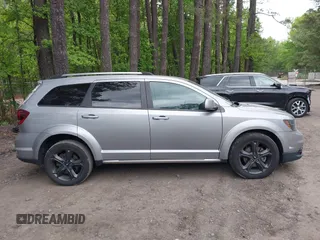 2020 Dodge Journey Crossroad z VIN 3C4PDCGB4LT201564, wystawiony jako IAAI lot #42105007 z przebiegiem 115 411 mil mil oraz . Historia ofert i sprzedaży dostępna na DreamBid. Obrazek 13.