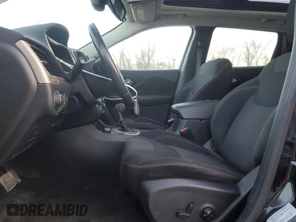2015 Jeep Cherokee Latitude with VIN 1C4PJMCBXFW694086, listed as a Copart auction lot 49604405 with 119,743 mi miles and Salvage Title. Bid and sale history available at carsss.com. Image 7.