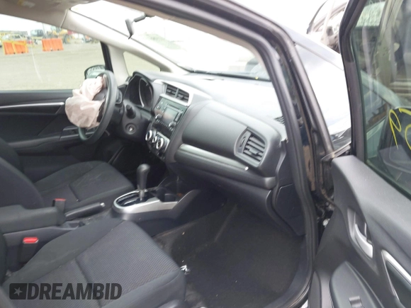 2020 Honda Fit LX with VIN 3HGGK5H43LM717119, listed as a IAAI auction lot 41986159 with 45,976 mi miles. Bid and sale history available at carsss.com. Image 5.