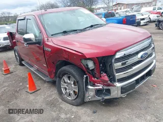 2016 Ford F-150 XLT with VIN 1FTEW1EG8GKF60962, listed as a IAAI auction lot 41826751 with 39,252 mi miles. Bid and sale history available at carsss.com. Image 1.