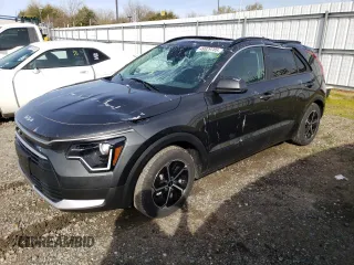 2024 Kia Niro LX with VIN KNDCP3LE8R5179213, listed as a Copart auction lot 49829785 with 9,224 mi miles and Salvage Title. Bid and sale history available at carsss.com. Image 1.