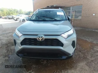 2023 Toyota RAV4 XLE with VIN 2T3P1RFV0PW386847, listed as a IAAI auction lot 40569589 with 1 mi miles. Bid and sale history available at carsss.com. Image 12.