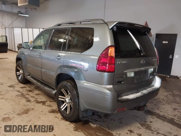 2004 Lexus GX 470 with VIN JTJBT20X540056639, listed as a IAAI auction lot 41744622 with 228,326 mi miles. Bid and sale history available at carsss.com. Image 3.
