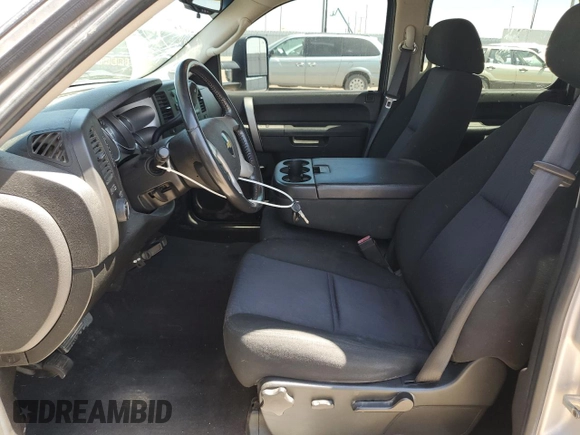 2010 Chevrolet Silverado 1500 LT with VIN 3GCRKSE36AG239209, listed as a Copart auction lot 56924965 with 218,916 mi miles and Clean Title. Bid and sale history available at DreamBid. Image 7.