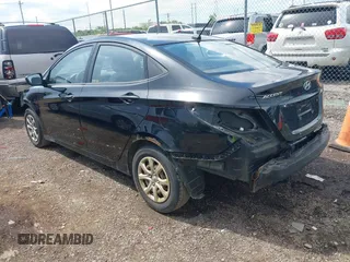 2012 Hyundai Accent GLS z VIN KMHCT4AE3CU046923, wystawiony jako IAAI lot #42225827 z przebiegiem 225 116 mil mil oraz . Historia ofert i sprzedaży dostępna na DreamBid. Obrazek 3.