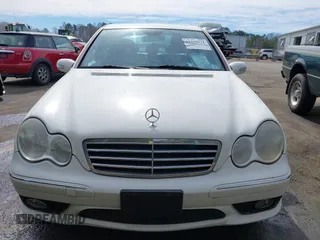 2006 Mercedes-Benz C 230 Sport z VIN WDBRF52H96A899707, wystawiony jako IAAI lot #41698121 z przebiegiem 82 976 mil mil oraz . Historia ofert i sprzedaży dostępna na DreamBid. Obrazek 12.