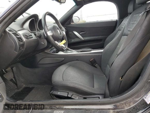 2008 BMW Z4 3.0i with VIN 4USBU33508LW74711, listed as a Copart auction lot 47768015 with 122,241 mi miles and Salvage title. Bid and sale history available at DreamBid. Image 7.
