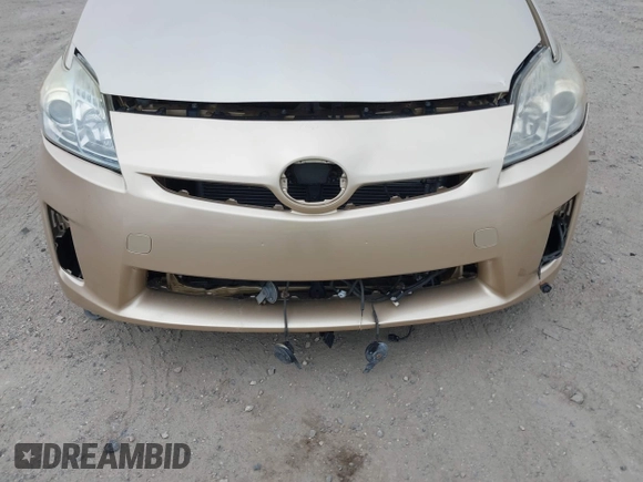 2010 Toyota Prius II with VIN JTDKN3DU3A1099112, listed as a IAAI auction lot 41920363 with 157,605 mi miles. Bid and sale history available at carsss.com. Image 6.