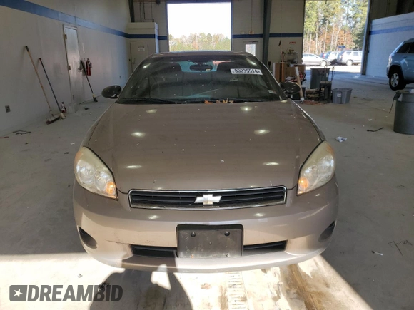 2006 Chevrolet Monte Carlo LT 3.5L with VIN 2G1WM15K569288684, listed as a Copart auction lot 80035514 with 124,324 mi miles and Clean Title. Bid and sale history available at carsss.com. Image 5.
