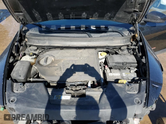 2017 Jeep Cherokee Latitude with VIN 1C4PJMCS3HW563102, listed as a Copart auction lot 46248155 with 104,937 mi miles and Clean Title. Bid and sale history available at DreamBid. Image 12.