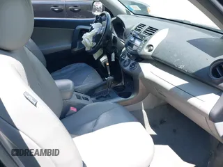 2008 Toyota RAV4 Limited с VIN JTMZK31V986012623, выставлен на аукционе IAAI как лот 42368933 с пробегом 220 429 миль миль и . История ставок и продаж доступна на DreamBid. Изображение 5.