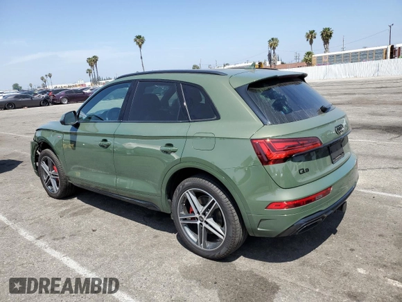 2024 Audi Q5 S line Premium Plus с VIN WA1E2AFY5R2086601, выставлен на аукционе Copart как лот 53965715 с пробегом 5 844 миль миль и Списание • Salvage title. История ставок и продаж доступна на DreamBid. Изображение 2.