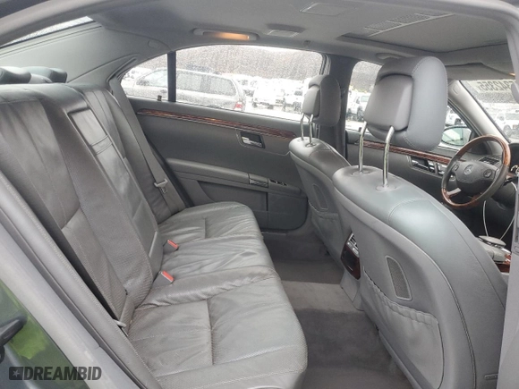 2009 Mercedes-Benz S-Class 5.5L V8 with VIN WDDNG71X09A258635, listed as a Copart auction lot 45342355 with 177,566 mi miles and Clean Title. Bid and sale history available at carsss.com. Image 10.