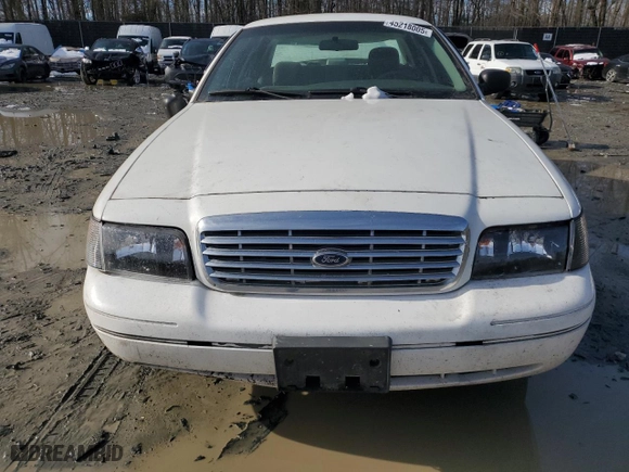 2003 Ford Police Interceptor Police Prep Pkg with VIN 2FAHP71W73X215400, listed as a Copart auction lot 45218005 with 209,554 mi miles and Salvage Title. Bid and sale history available at carsss.com. Image 5.
