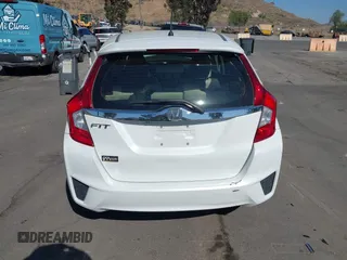 2017 Honda Fit EX с VIN JHMGK5H71HS014706, выставлен на аукционе IAAI как лот 42294116 с пробегом 30 725 миль миль и . История ставок и продаж доступна на DreamBid. Изображение 15.