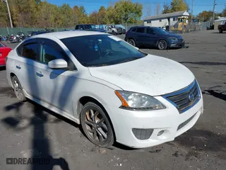 2013 Nissan Sentra SR with VIN 3N1AB7AP7DL659367, listed as a IAAI auction lot 40633797 with 83,041 mi miles. Bid and sale history available at carsss.com. Image 1.