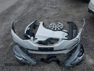 2017 Nissan Sentra SV с VIN 3N1AB7AP1HY296038, выставлен на аукционе IAAI как лот 42607101 с пробегом 72 460 миль миль и . История ставок и продаж доступна на DreamBid. Изображение 12.