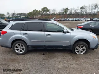 2014 Subaru Outback 2.5i Premium with VIN 4S4BRBCC8E3243525, listed as a IAAI auction lot 41997680 with 137,492 mi miles. Bid and sale history available at carsss.com. Image 13.