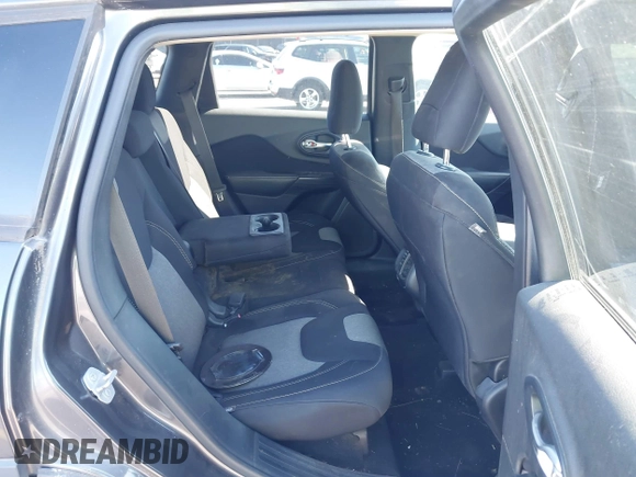 2014 Jeep Cherokee Latitude with VIN 1C4PJMCS3EW298340, listed as a IAAI auction lot 41708488 with 217,438 mi miles and . Bid and sale history available at DreamBid. Image 8.