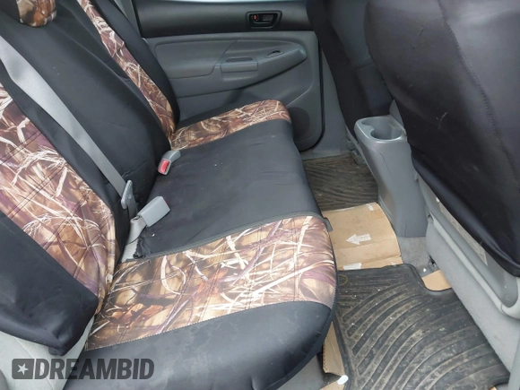 2011 Toyota Tacoma with VIN 3TMLU4EN1BM070300, listed as a IAAI auction lot 41710119 with 199,099 mi miles and . Bid and sale history available at DreamBid. Image 8.