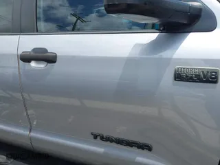 2016 Toyota Tundra 4WD Truck SR5 with VIN 5TFDW5F15GX554763, listed as a IAAI auction lot 42092776 with 141,522 mi miles. Bid and sale history available at carsss.com. Image 13.