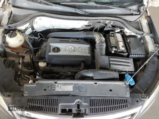 2010 Volkswagen Tiguan S with VIN WVGAV7AXXAW538127, listed as a Copart auction lot 42022225 with 116,008 mi miles and Clean title. Bid and sale history available at DreamBid. Image 11.