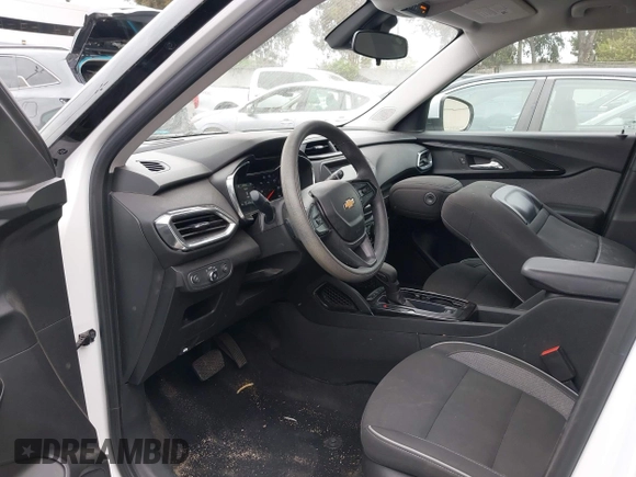 2023 Chevrolet TrailBlazer LT with VIN KL79MRSL5PB190333, listed as a IAAI auction lot 42040673 with 43,209 mi miles and . Bid and sale history available at DreamBid. Image 20.