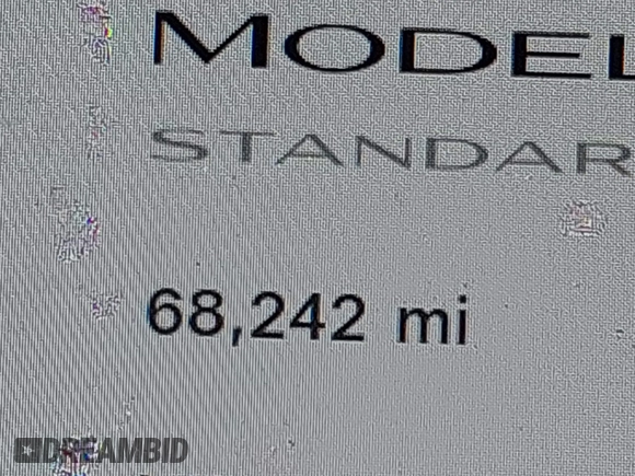 2020 Tesla Model 3 Standard Range Plus z VIN 5YJ3E1EA3LF590450, wystawiony jako IAAI lot #42026296 z przebiegiem 68 242 mil mil oraz . Historia ofert i sprzedaży dostępna na DreamBid. Obrazek 14.