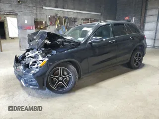 2020 Mercedes-Benz GLC 300 z VIN WDC0G8EB4LF724189, wystawiony jako Copart lot #57593845 z przebiegiem 69 767 mil mil oraz Szkody całkowita. Historia ofert i sprzedaży dostępna na DreamBid. Obrazek 1.